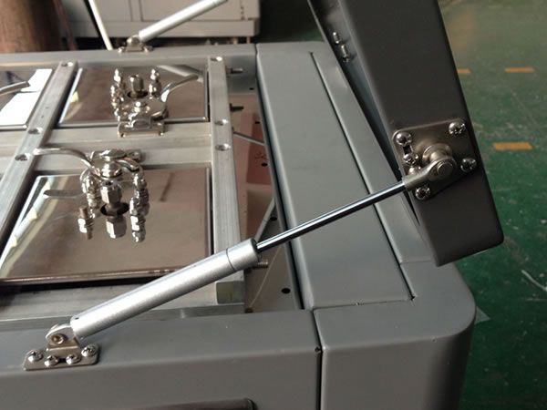 Крышка испытательной камеры